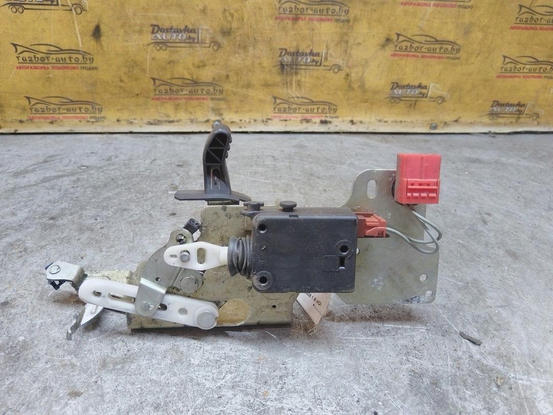 Ручка внутренняя задняя правая 2C14YW Citroen Berlingo