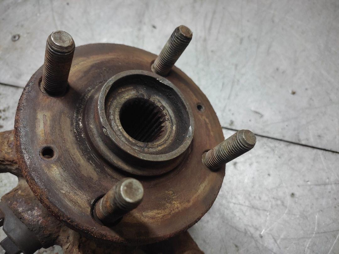 Кулак поворотный левый 9LAWDA Hyundai Getz - Фото 2