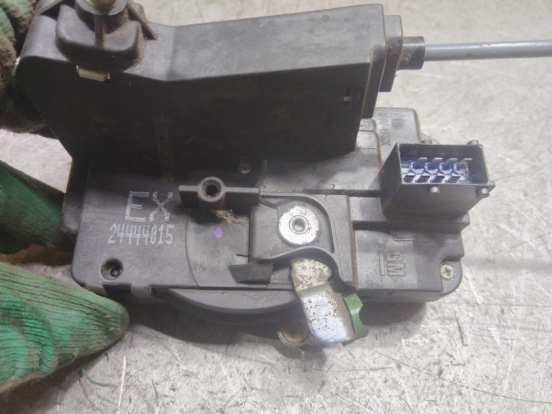 Замок двери передней левой Z9ZSVD Opel Zafira купить с доставкой. Огромный выбор запчастей и марок авто. У нас есть практически все.