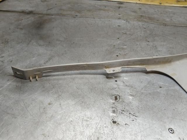 Обшивка стойки передней правой 2UBDWR Citroen Jumper купить в магазине запчастей бу