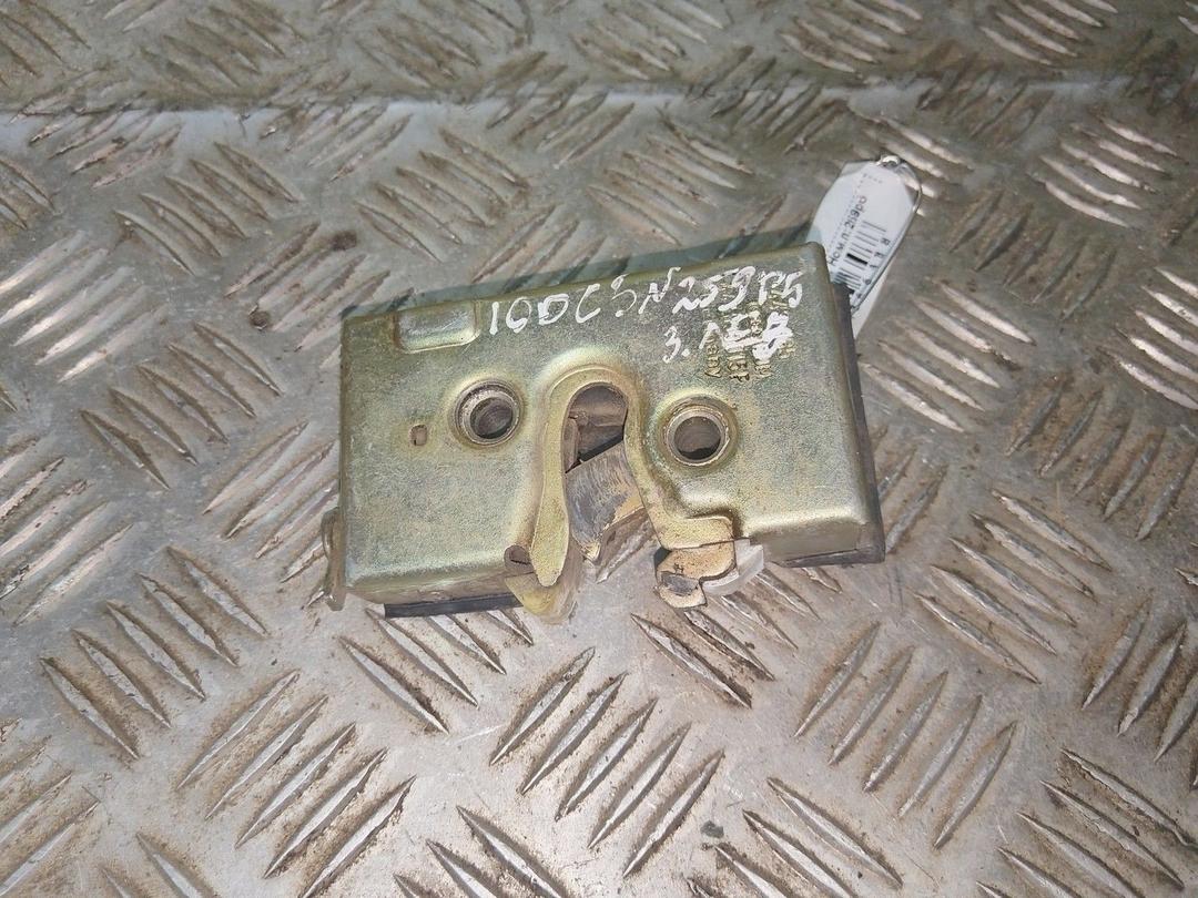 Замок двери задней левой 9UF984 Audi 100