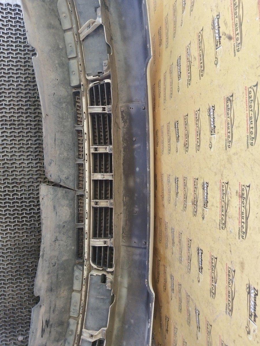 Бампер передний 4DHSMW Audi A4 undefined