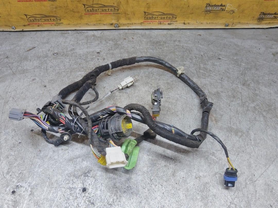 Проводка двери передней левой YRH0HM Alfa Romeo 147 купить