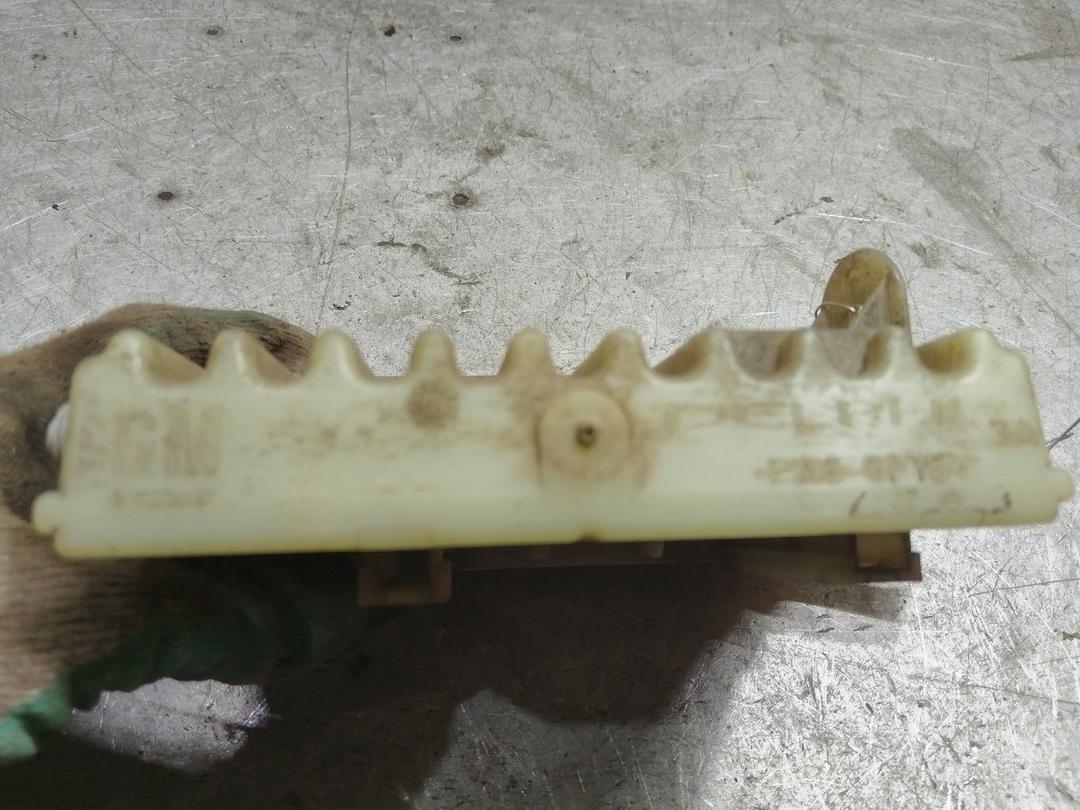 Блок управления вентилятором радиатора WUEFX2 Opel Zafira купить в магазине запчастей бу