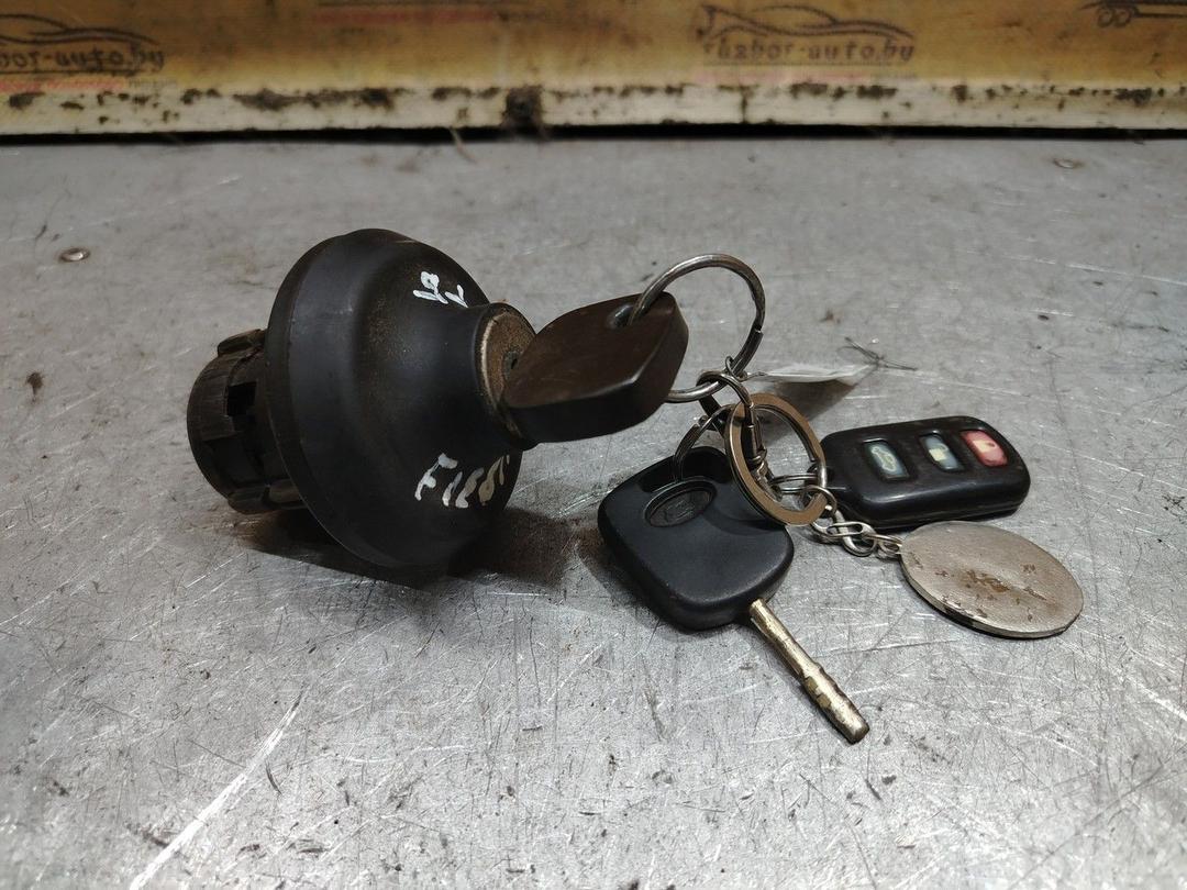 Крышка топливного бака ZB9JEJ Ford Fiesta - Фото 1