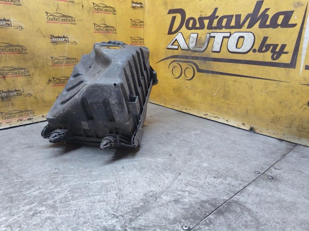 Корпус воздушного фильтра 7E19T9 Audi A4 купить на авторазборке