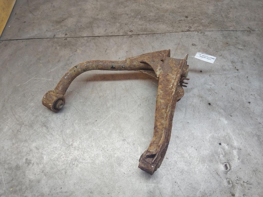 Рычаг задний левый W0NB99 Peugeot 607