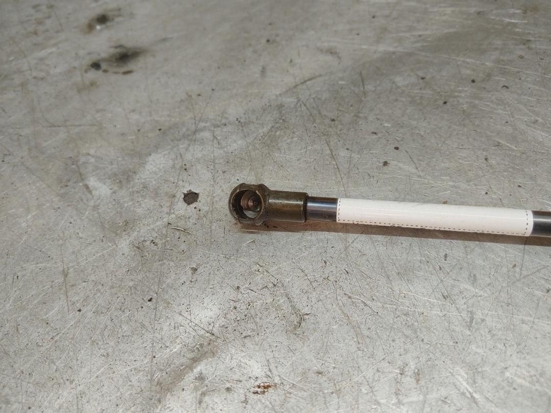 Амортизатор крышки багажника (3-5 двери) 2095K1 Peugeot 306 - Фото 3