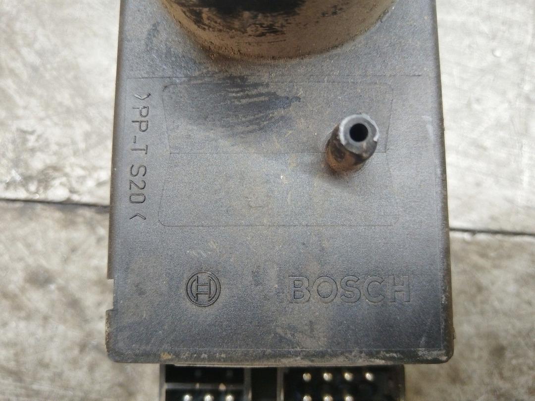 Компрессор центрального замка EOOMIQ Mercedes C W202 купить с доставкой