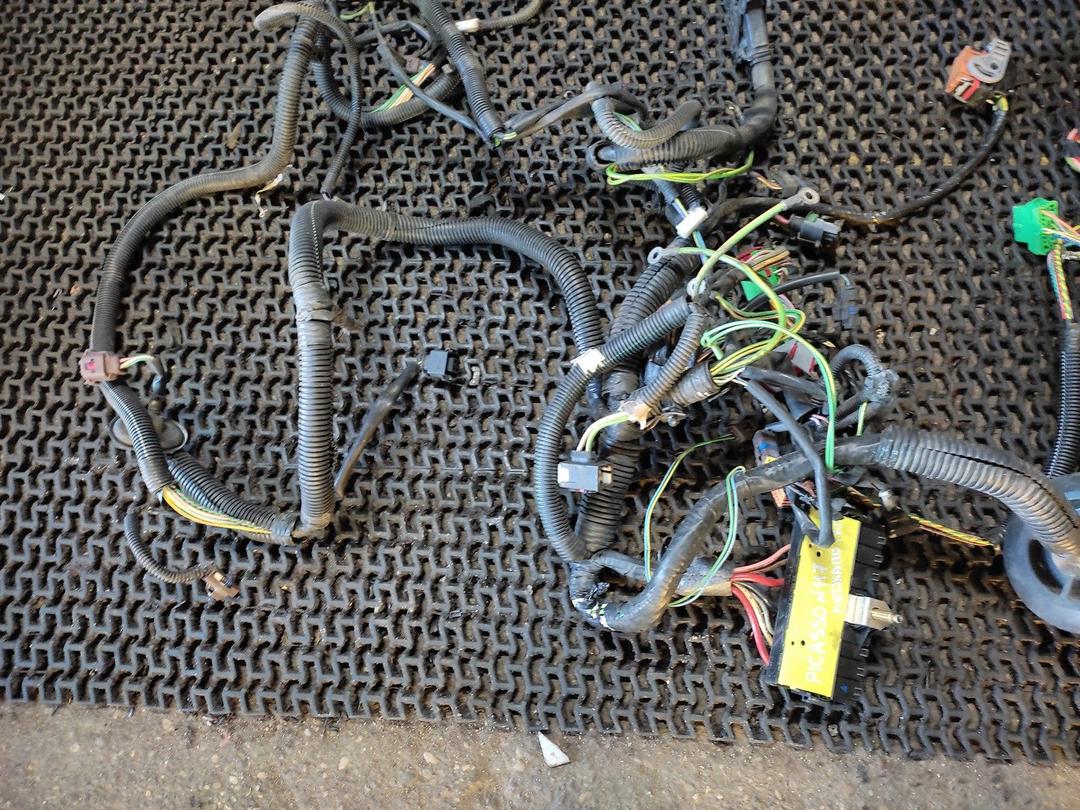 Проводка HM9QSC Citroen Xsara Picasso undefined