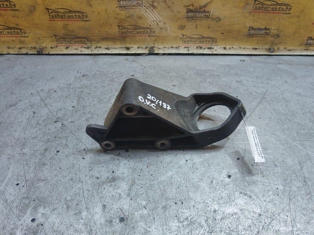 Кронштейн полуоси MA5LB0 Opel Vectra - Фото 1