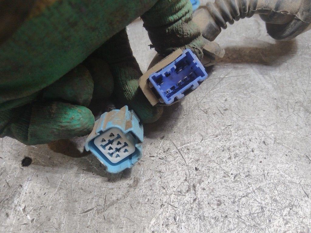 Проводка двери задней правой M16FCX Honda FR-V - Фото 2