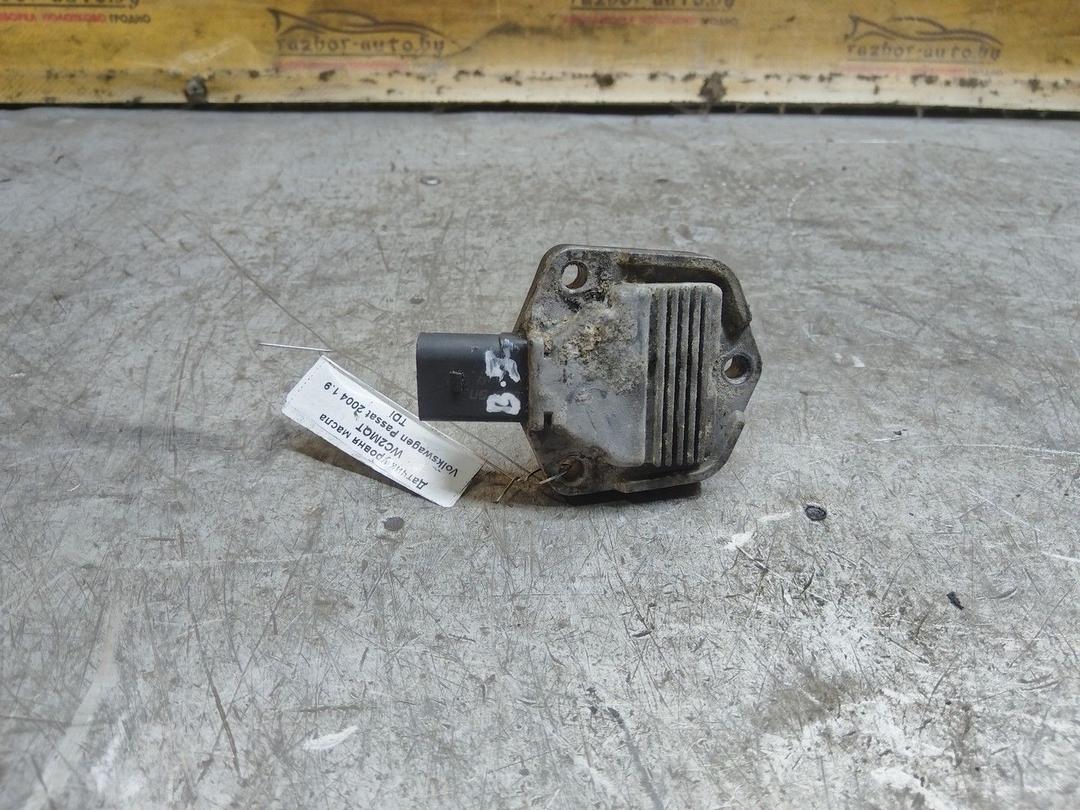 Датчик уровня масла WC2MQT Volkswagen Passat - Фото 2