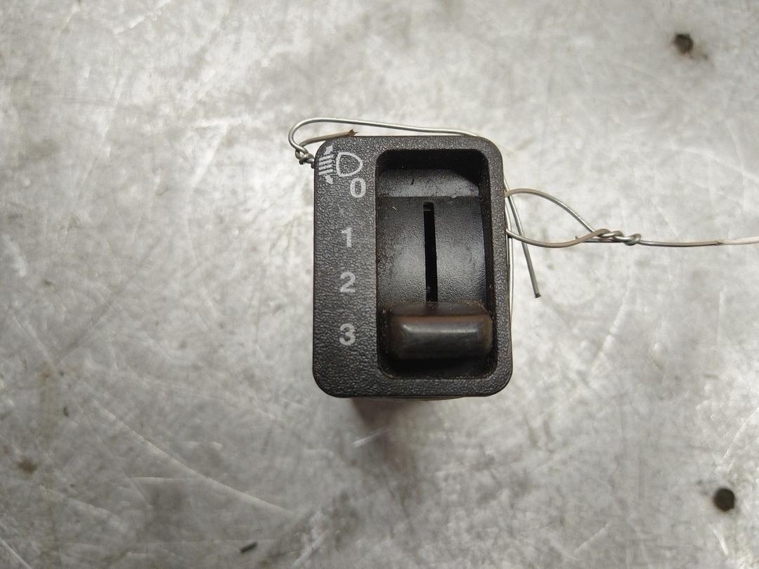 Кнопка корректора фар KZT6QV Rover 45