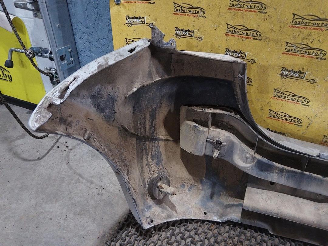 Бампер задний J29SCZ Citroen Xsara Picasso undefined