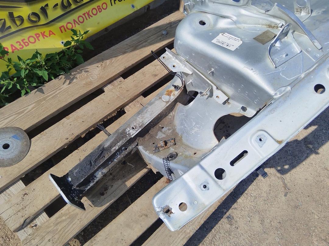 Лонжерон левый BUD0QI Volkswagen Passat undefined