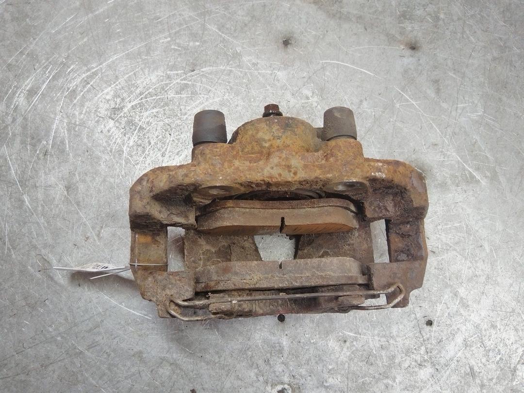 Суппорт передний правый YMC40H Opel Vectra купить в магазине запчастей бу