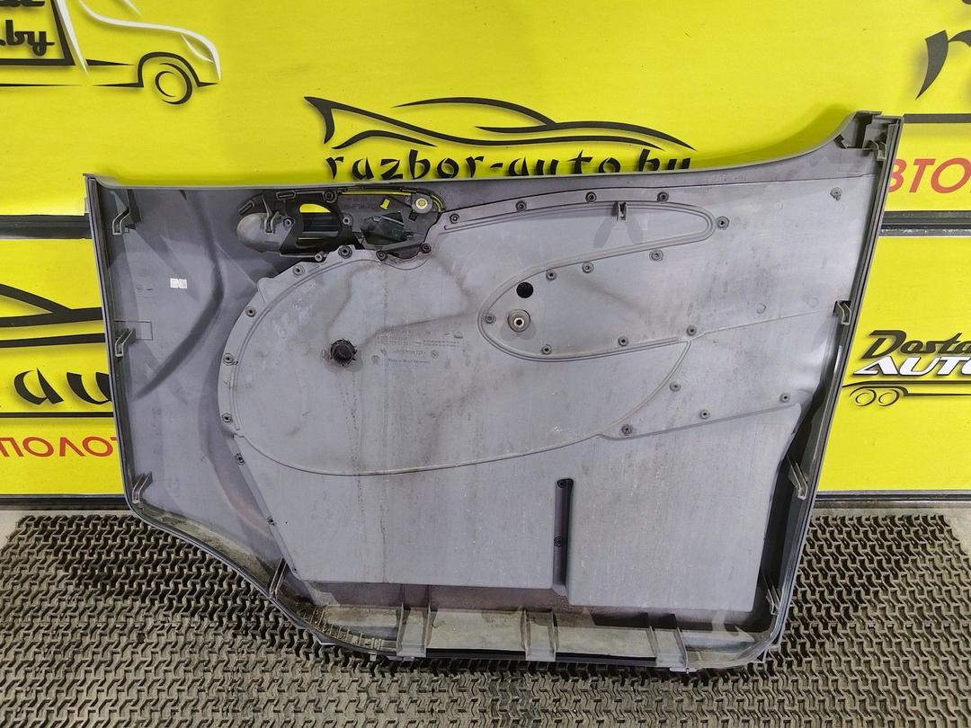 Обшивка двери передней левой (дверная карта) T70J5S Mercedes Sprinter купить