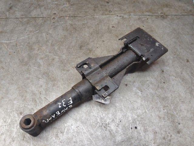 Клык бампера передний правый 085OLN BMW 7 E32 купить