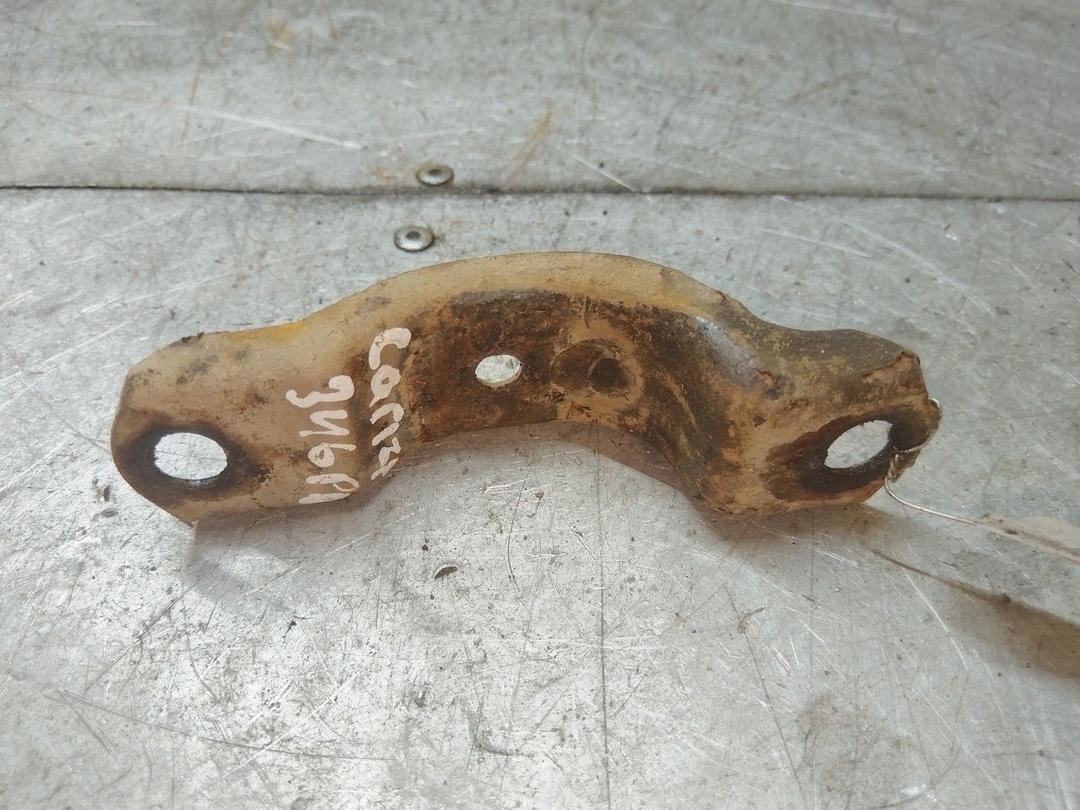 Крепление втулки стабилизатора 5O1VLF Mitsubishi Carisma - Фото 2