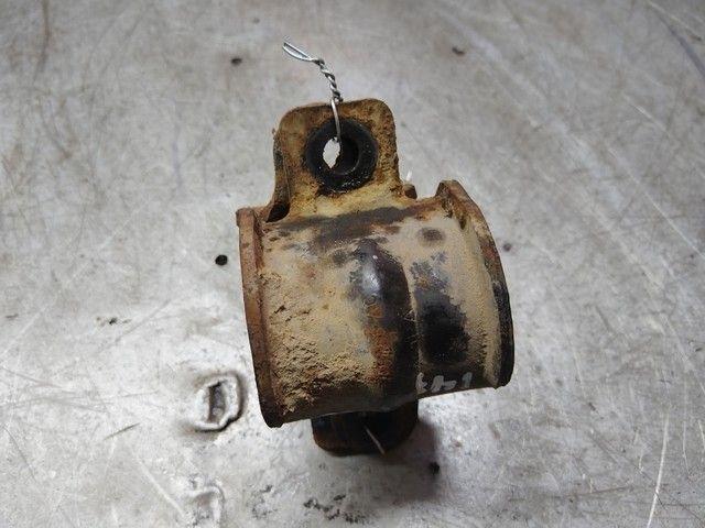 Крепление втулки стабилизатора TZ1560 Ford Tourneo Connect купить с доставкой