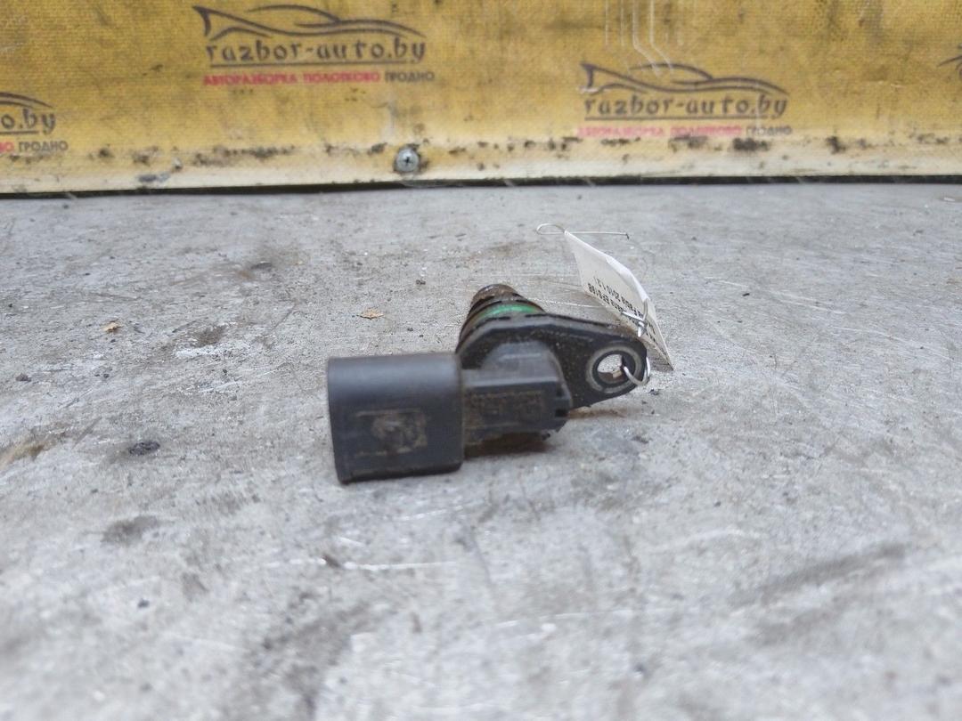 Датчик распредвала EFS19B Skoda Fabia купить