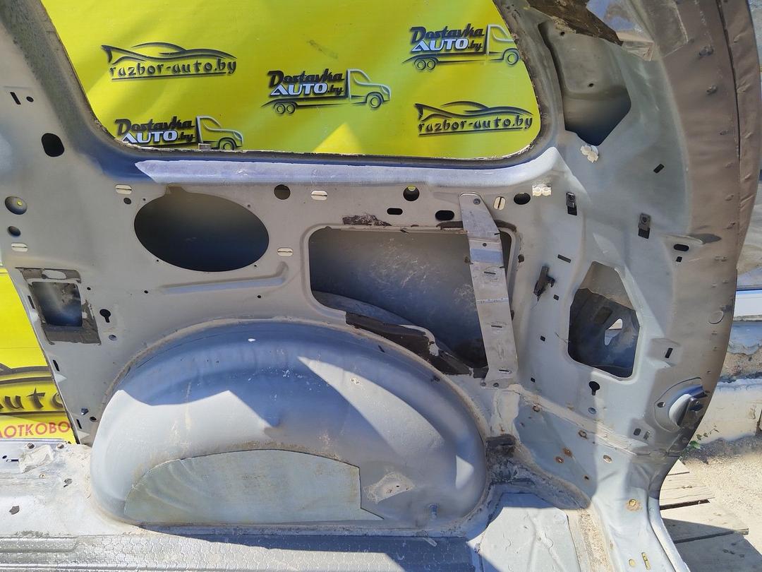 Крыло заднее правое P1Y9FC Chrysler Voyager undefined