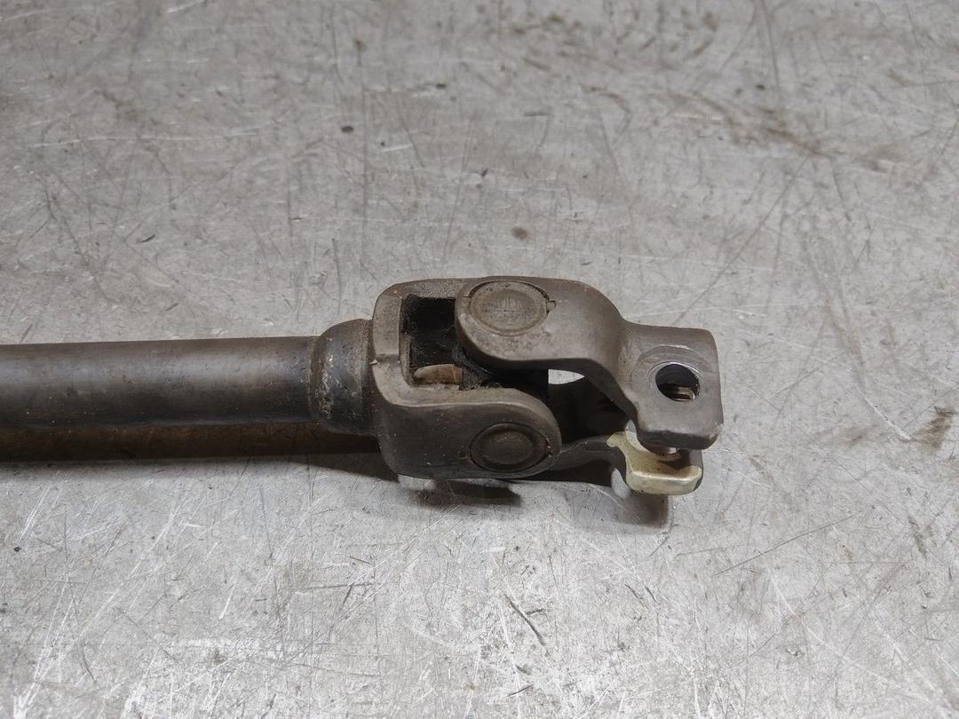 Рулевой карданчик DD2UV5 Fiat Punto купить на авторазборке