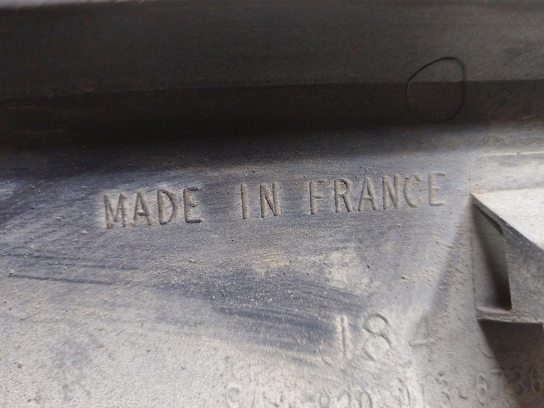 Молдинг двери задней правой 4IT1GC Renault Scenic купить с доставкой