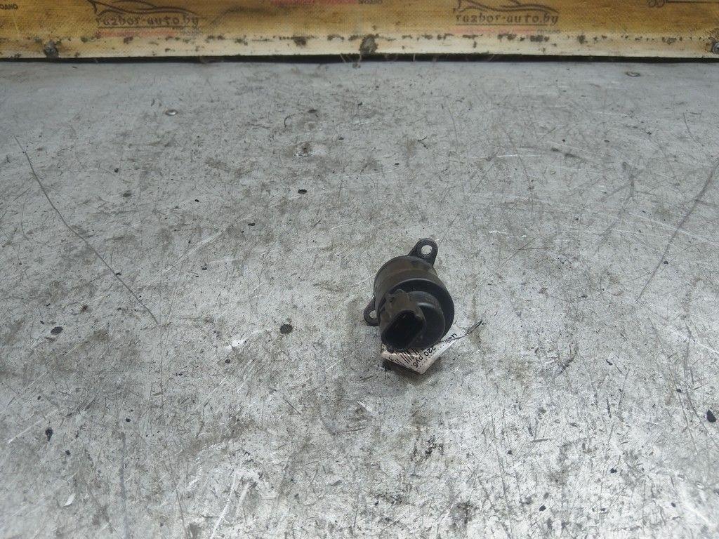 Регулятор давления топлива X7M5C4 Volvo S60 - Фото 5