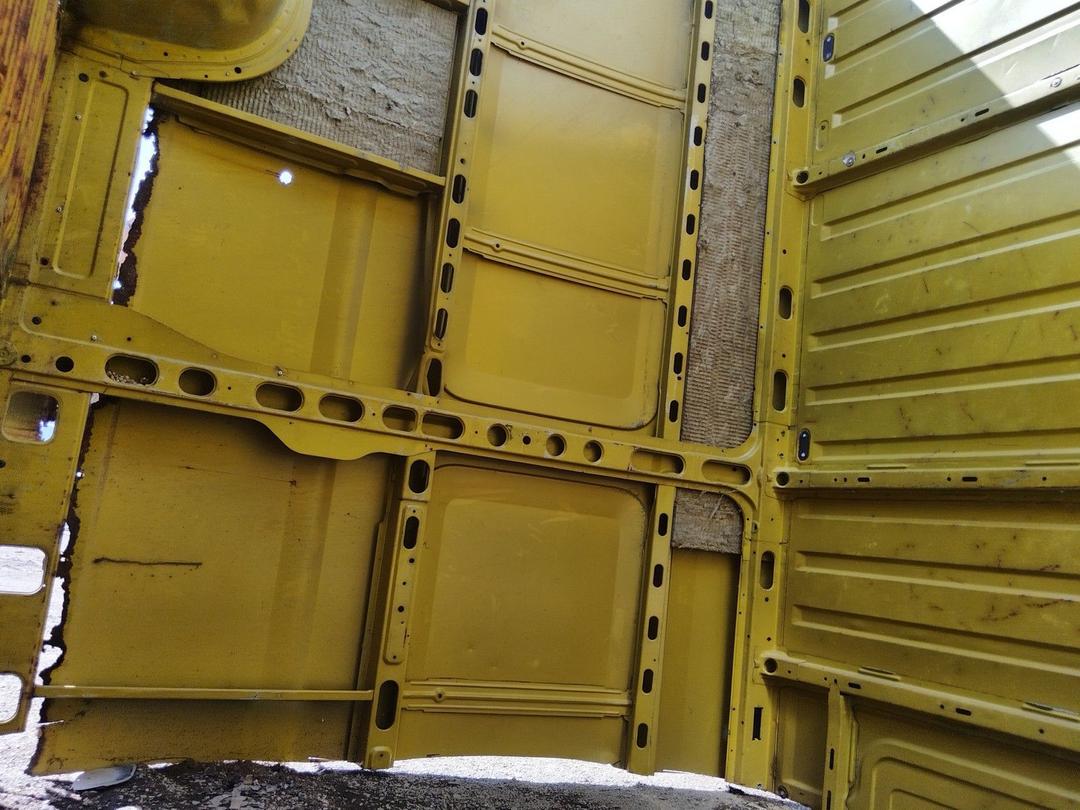 Часть кузова (вырезанный элемент) U0PYKS Renault Master undefined
