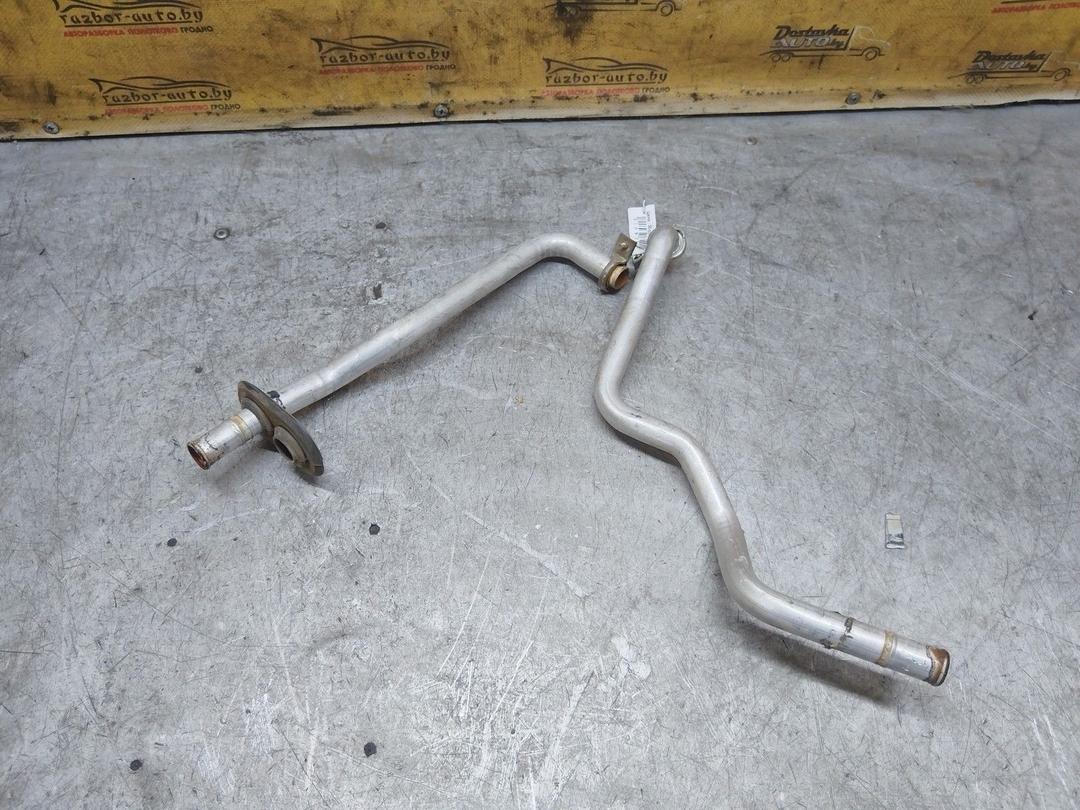 Патрубок отопителя (печки) UBI2BS Toyota Corolla купить на авторазборке