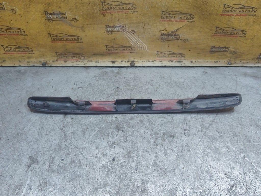 Накладка подсветки номера RS03ZV Toyota Corolla - Фото 7