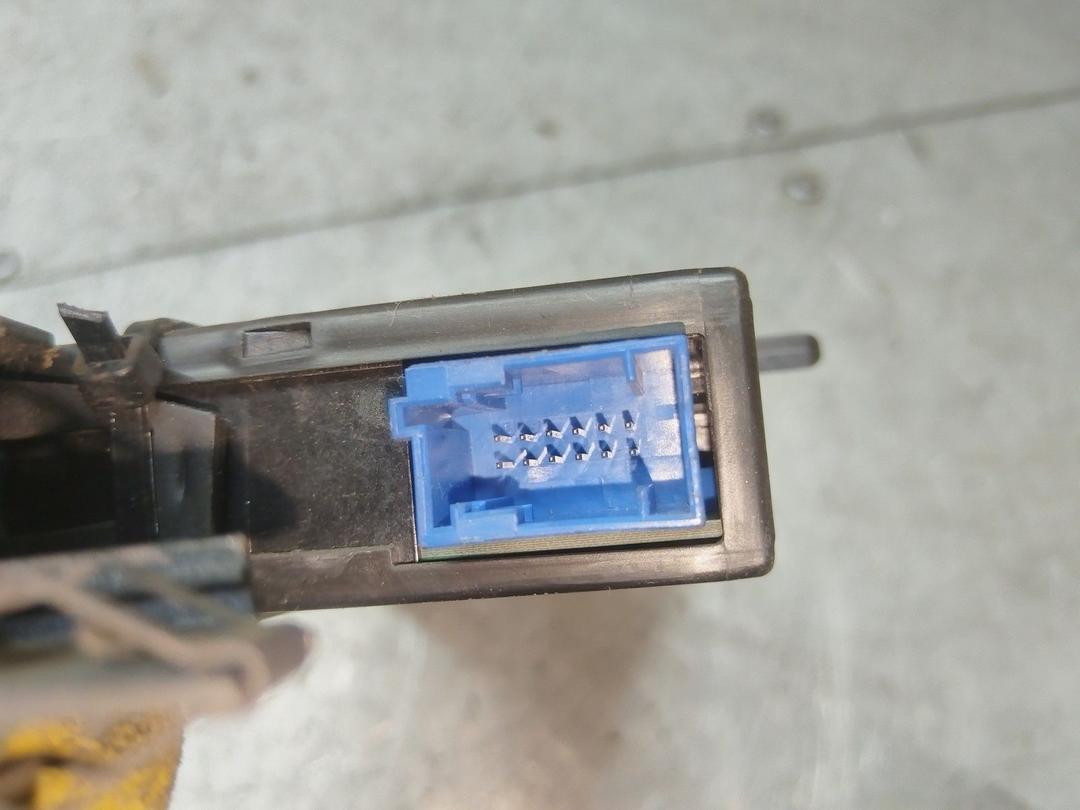 Блок считывания ключ-карты YRRVM3 Renault Laguna купить в магазине запчастей бу