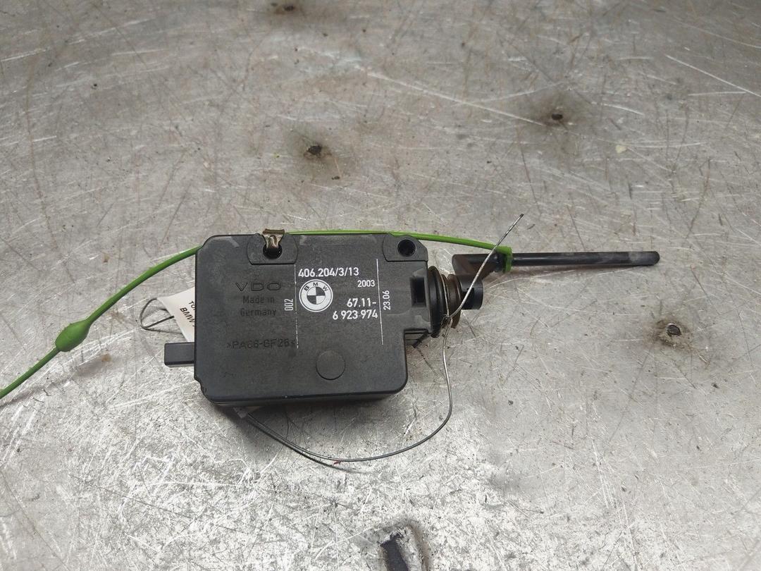 Активатор замка крышки топливного бака 1T6NFX BMW X5 E53 - Фото 2