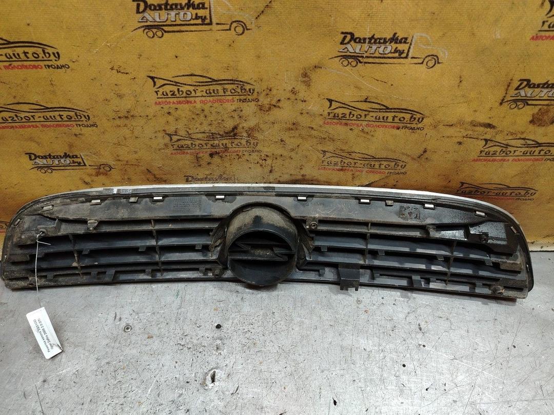 Решетка капота 2QS1OO Opel Zafira - Фото 4