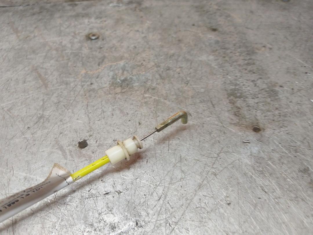 Трос двери задней 50880N Audi A4 купить с доставкой