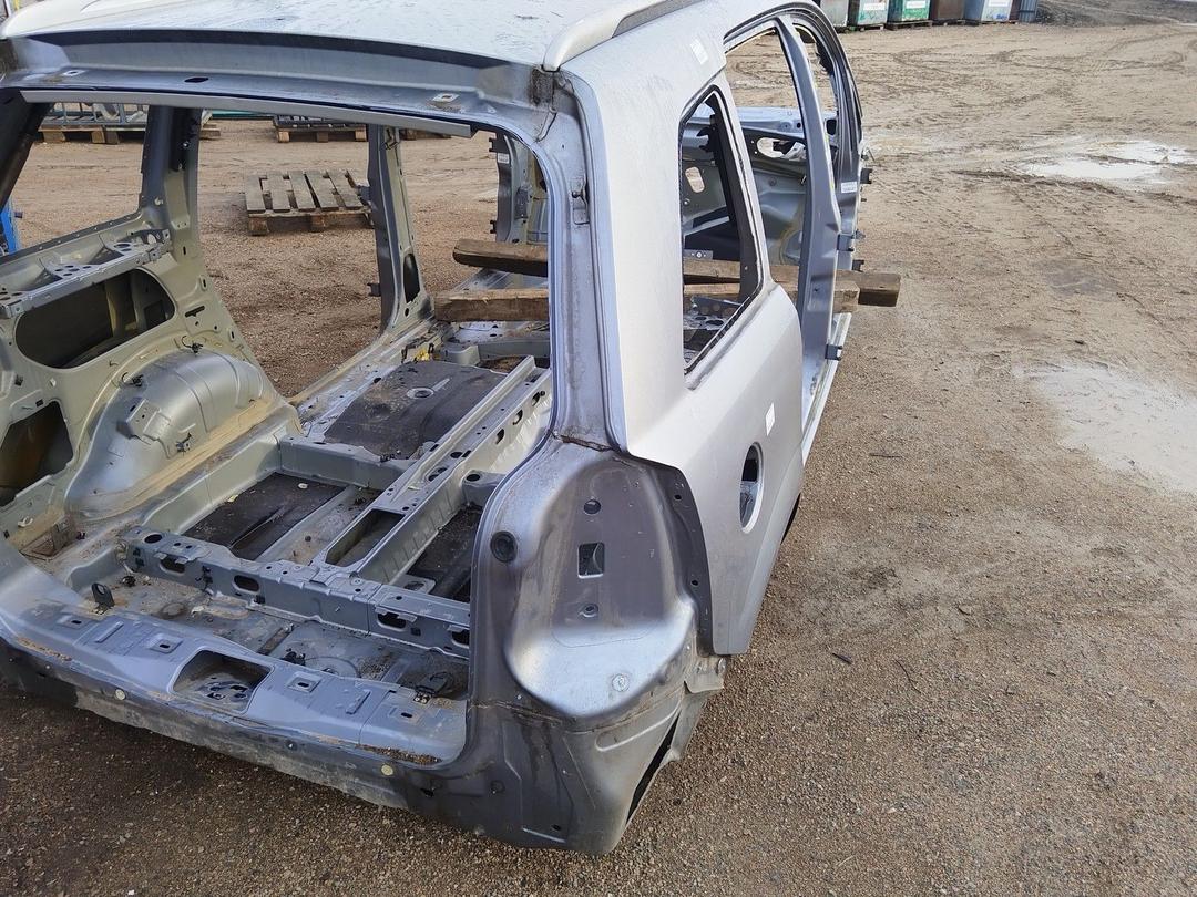 Крыло заднее правое 8EN1GB Opel Zafira купить в магазине запчастей бу