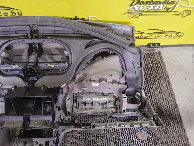 Панель передняя салона (торпедо) 6AHTGY Citroen Xsara Picasso undefined