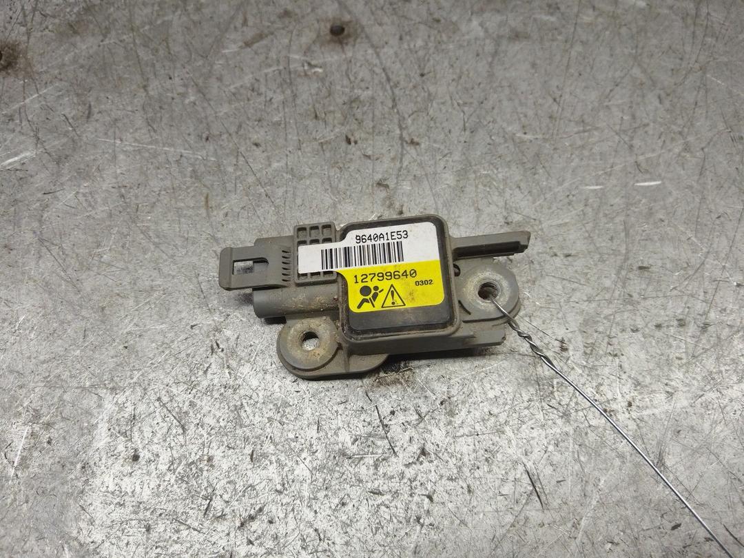 Датчик удара FJGZ7F Saab 9-3