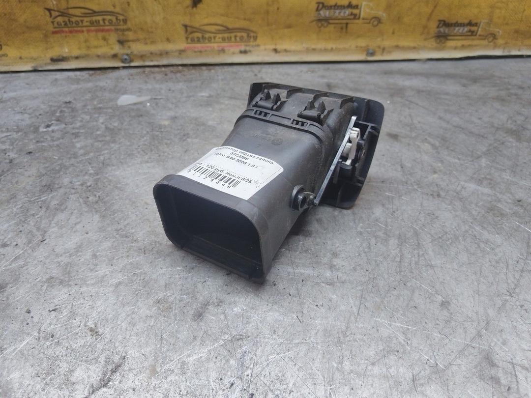 Дефлектор обдува салона 37CM56 Volvo S40 купить