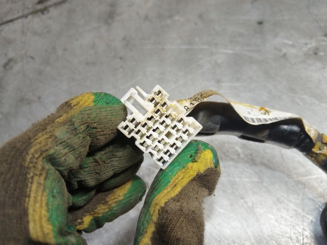 Проводка двери передней правой LN9VOA Subaru Forester - Фото 2