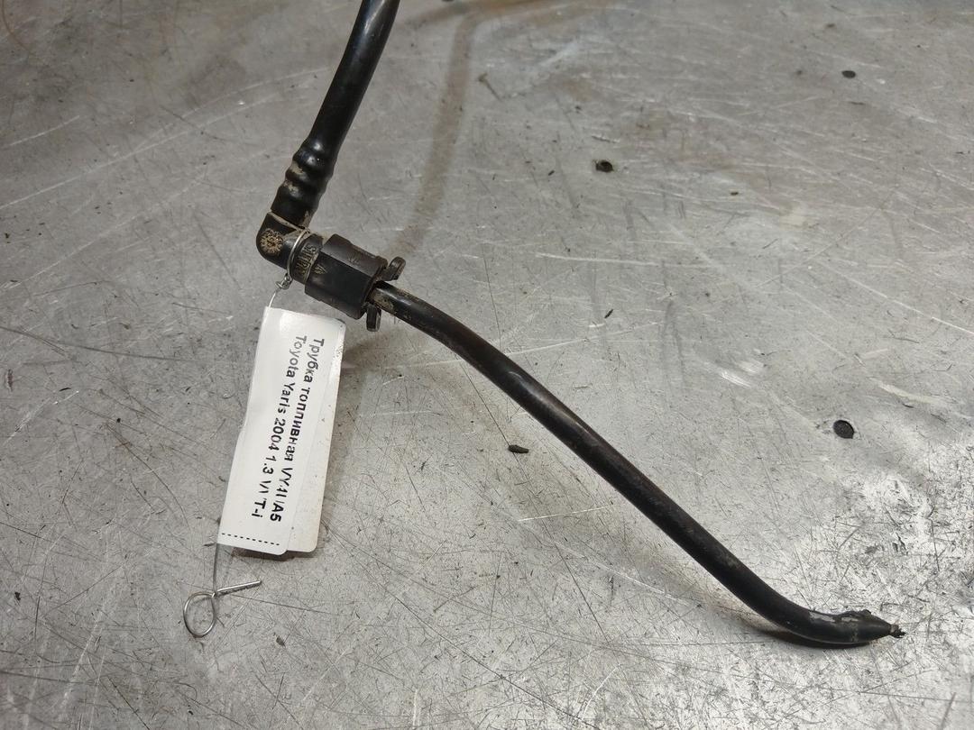 Трубка топливная VY4UA5 Toyota Yaris купить