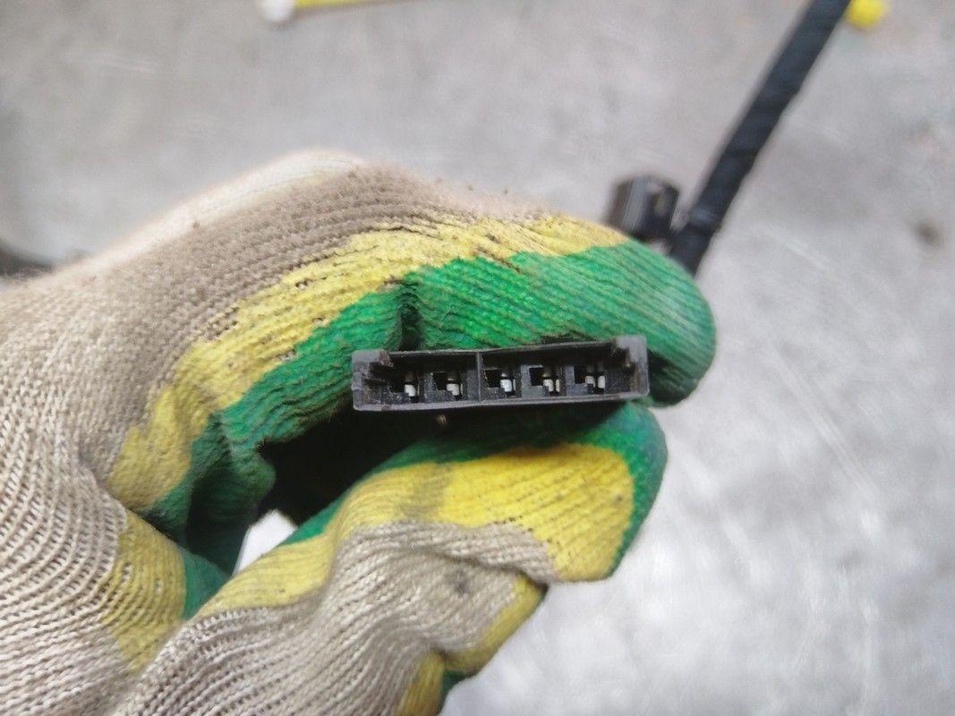 Проводка двери передней правой Y8RFKE Mercedes A W168 - Фото 5