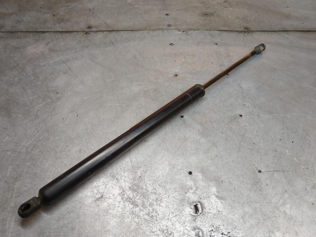 Амортизатор крышки багажника (3-5 двери) UJKY8K Volkswagen Sharan