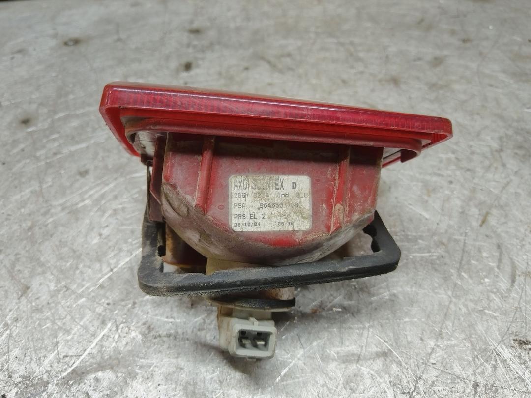 Фонарь крышки багажника правый INIMS6 Peugeot 407 купить на авторазборке