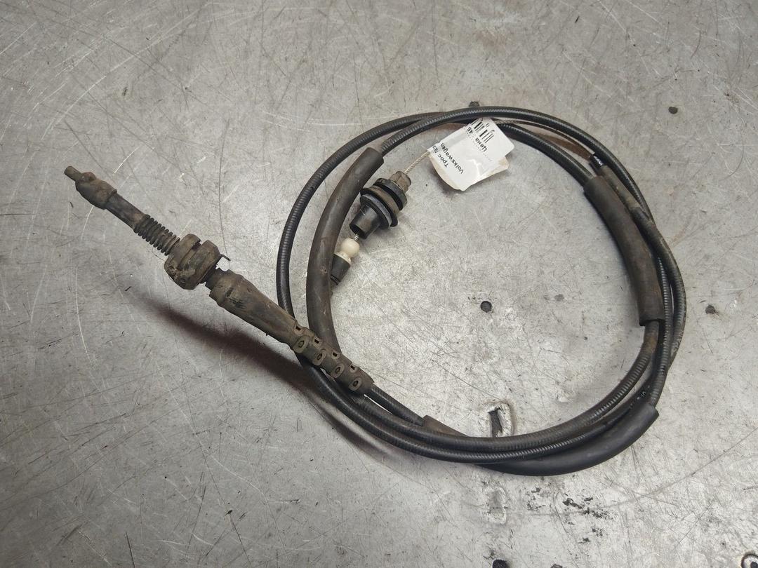 Трос газа A15F43 Volkswagen Golf