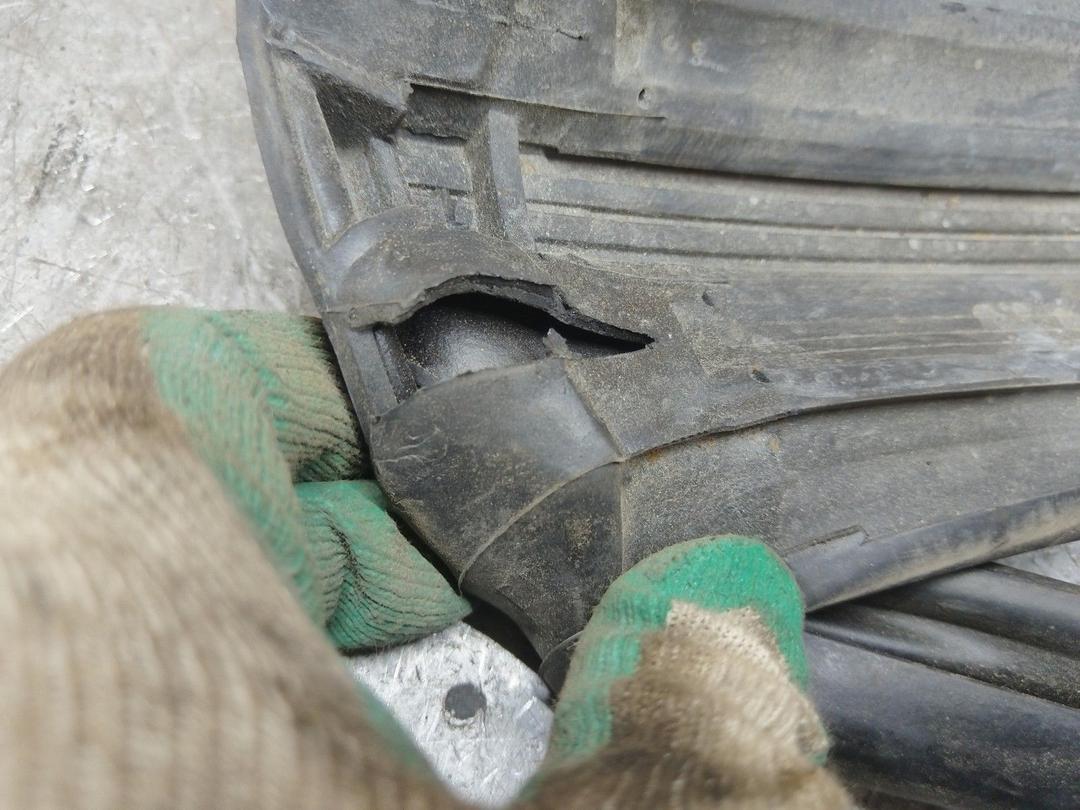 Уплотнитель 54QI0L Subaru Forester купить с доставкой