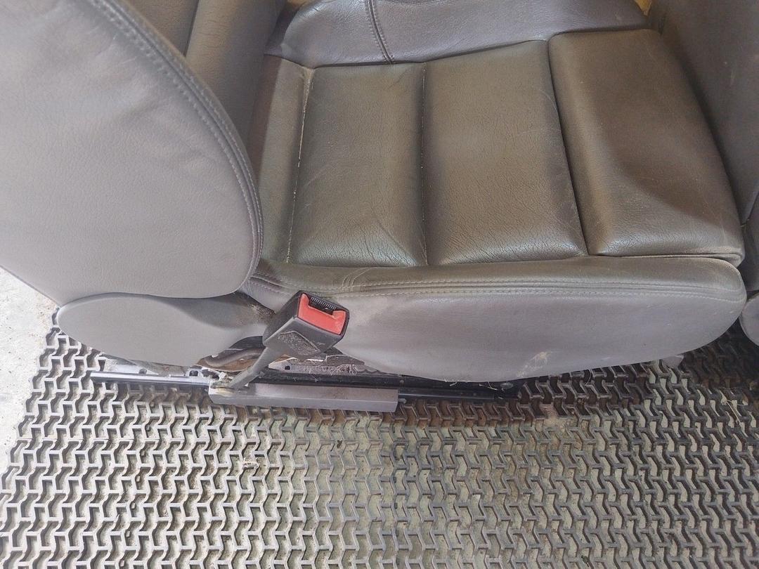 Салон (комплект сидений) J3DRB1 Audi A4 undefined