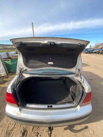 Обшивка крышки багажника T13NI1 Volkswagen Bora